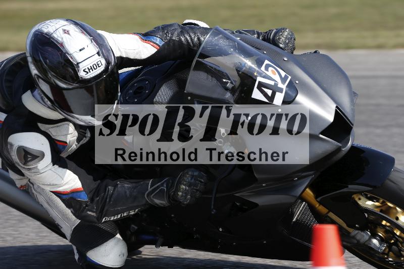 /Archiv-2025/49 26.08.2025 Cornu Master School ADR/rot-rouge/42